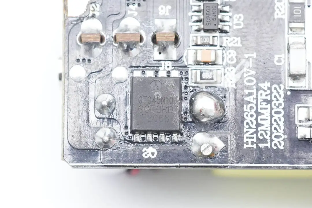 640(52)