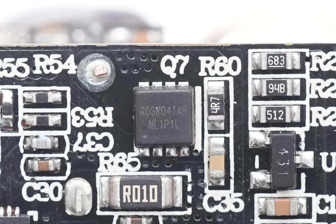 640(58)