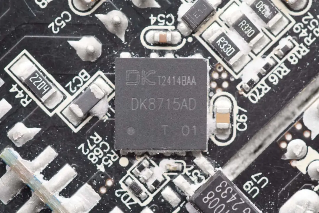 640(44)